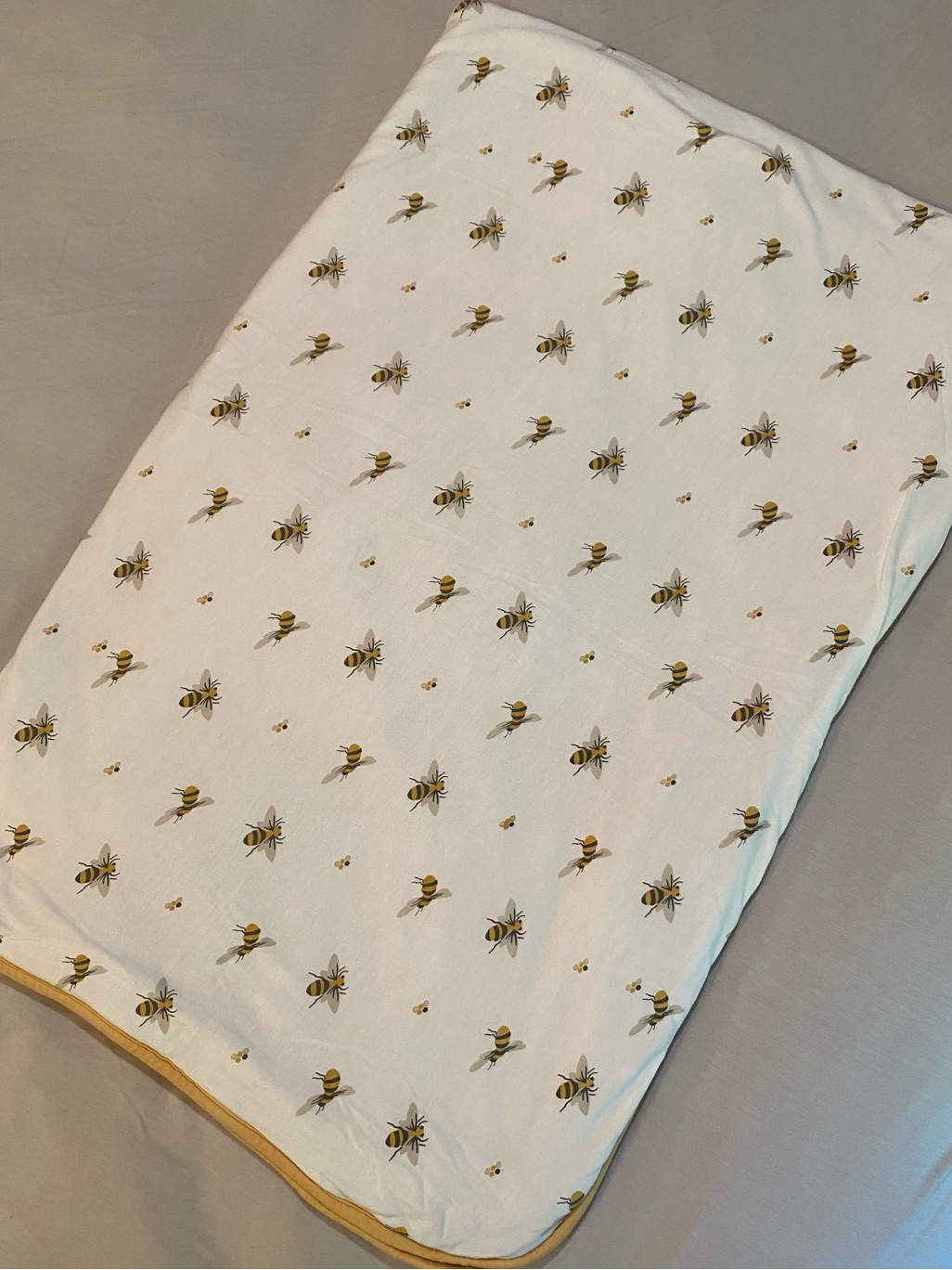 Kyte Baby Toddler Blanket In “Buzz,” 1.0 Tog, Euc